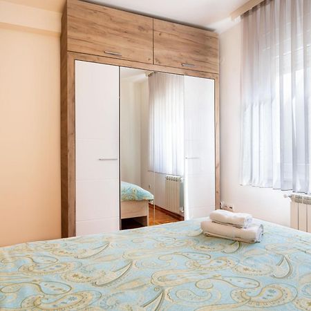 Harizma Apartmani Kragujevac Exterior foto